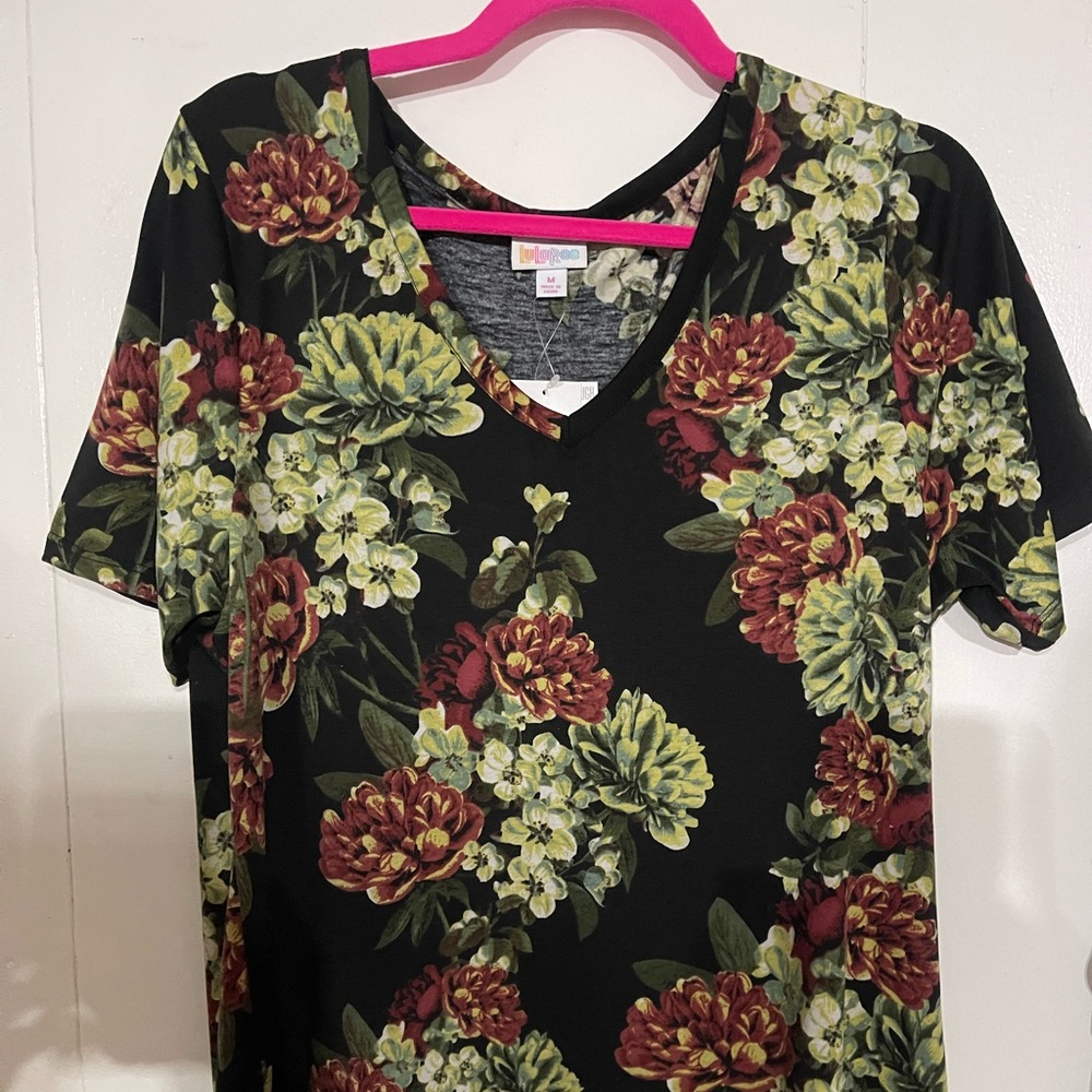 LuLaRoe Iris Top